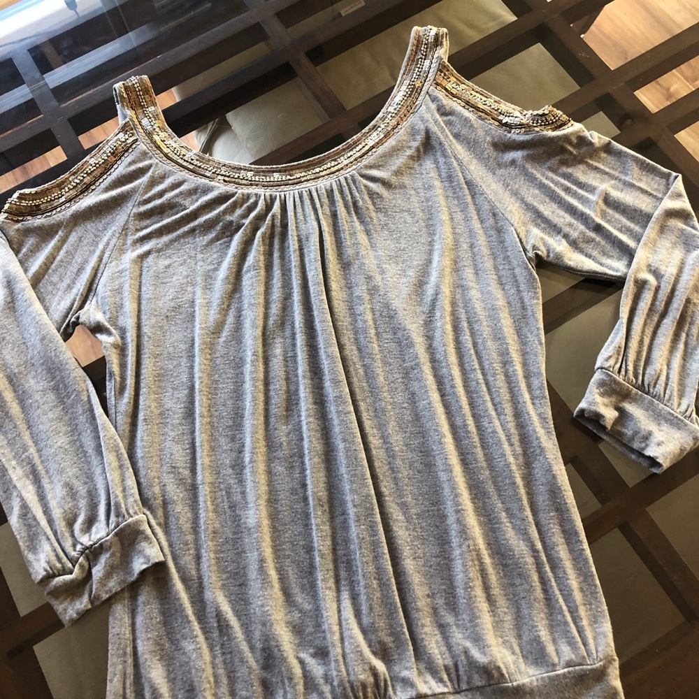 Unique top